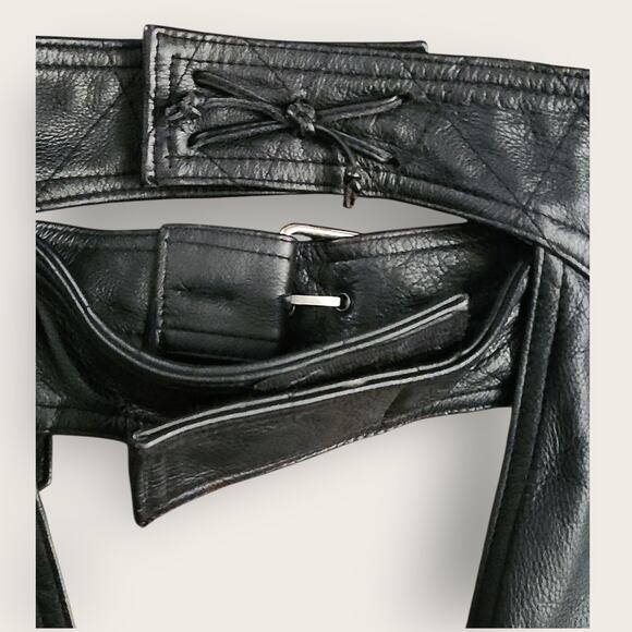 Harley Davidson Leather Chaps Women's M-L Bootleg Adjustable Zip Legs W/ Snap - Picture 5 of 10